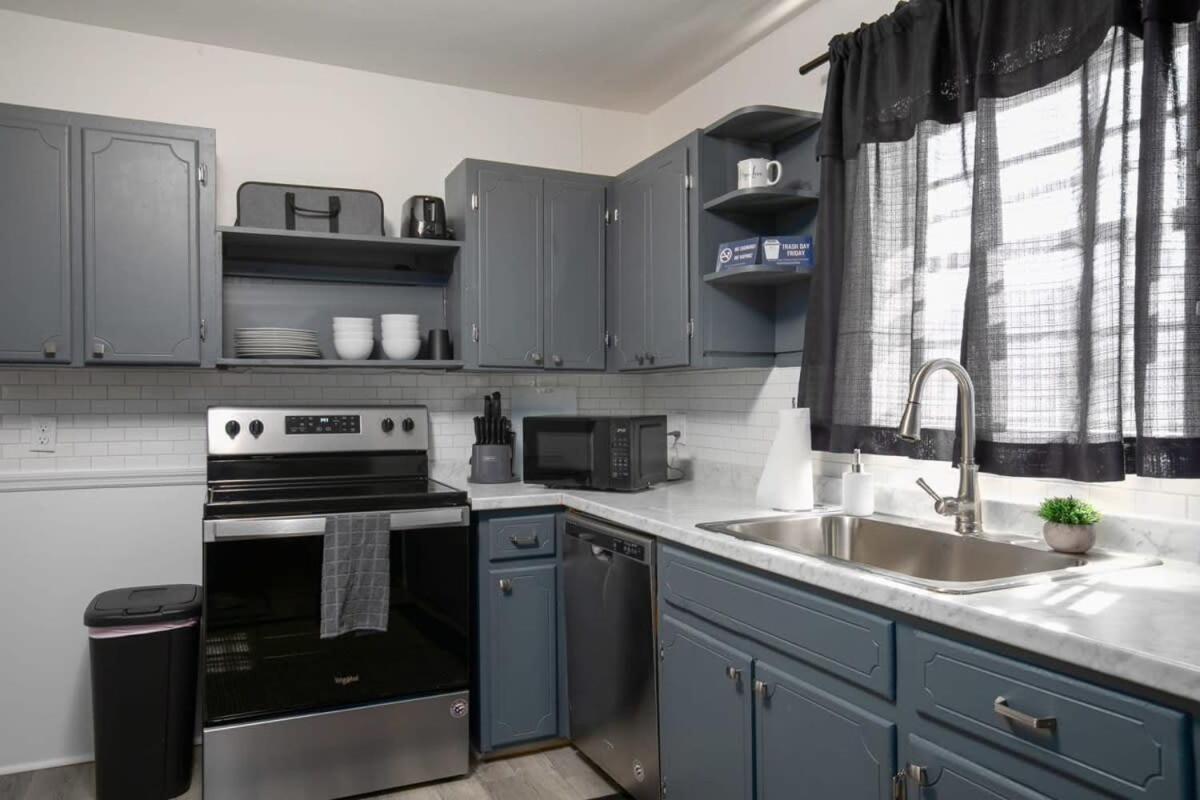 Walking Distance To Legion Field - Little Blue In Birmingham Villa Bagian luar foto