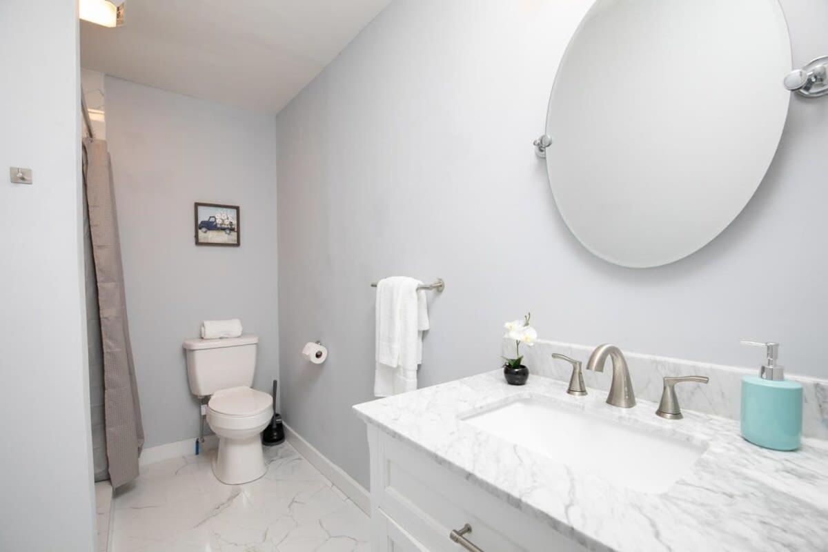 Walking Distance To Legion Field - Little Blue In Birmingham Villa Bagian luar foto