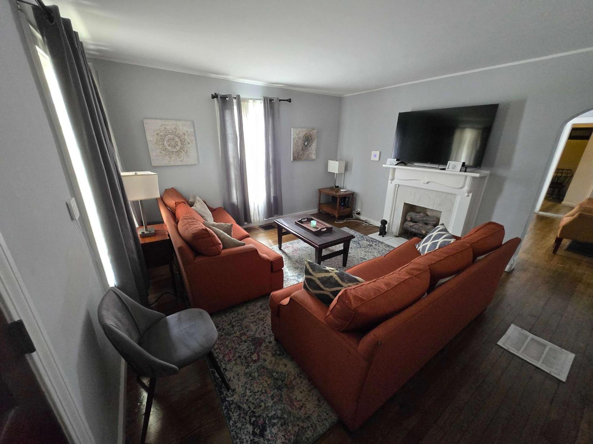 Walking Distance To Legion Field - Little Blue In Birmingham Villa Bagian luar foto